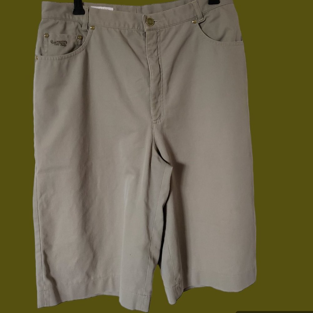 Classic Sports by Lucia Wide Leg Golf Shorts Small